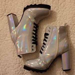 1.5 inch Windsor booties